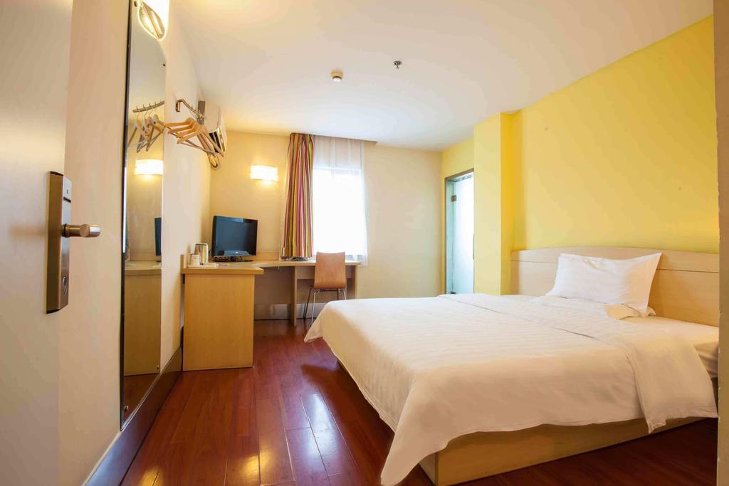 7Days Inn Lijiang South Gate Rum bild